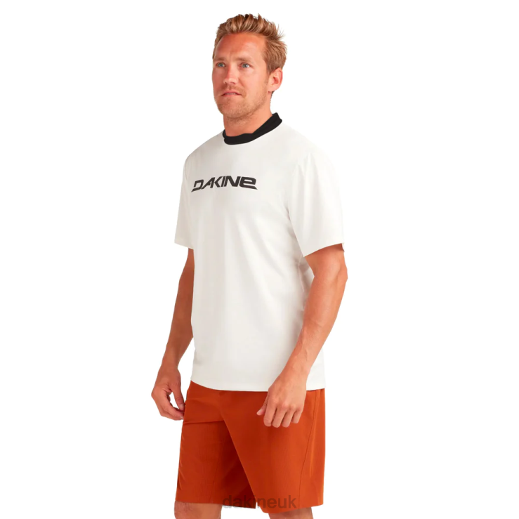 Roots Loose Fit Short Sleeve Rashguard Crew Dakine Men Surf White/Blk N882P239 Clothing